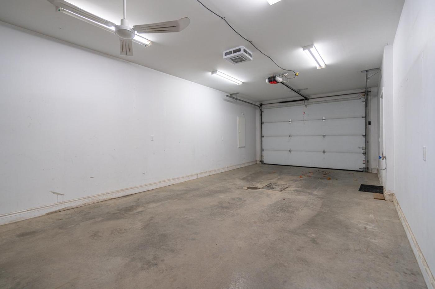 Dynamite 2-Bedroom House, Garage, Sleeps 6 舍布鲁克 外观 照片